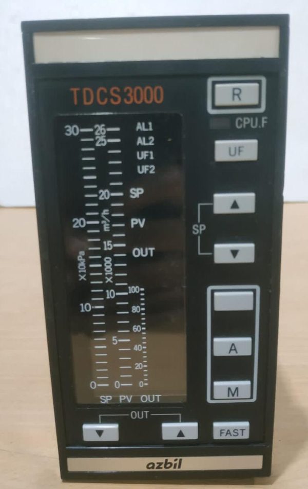 YAMATAKE/AZBIL TDCS3000 TEMPERATURE CONTROLLER